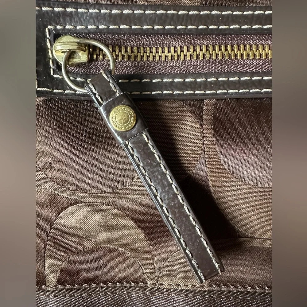 Coach Brown Signature C Crossbody Bag - No. H1175-F18038